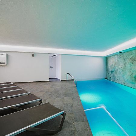 Apartments Maleric With Indoor Pool And Wellness Dragatus Luaran gambar