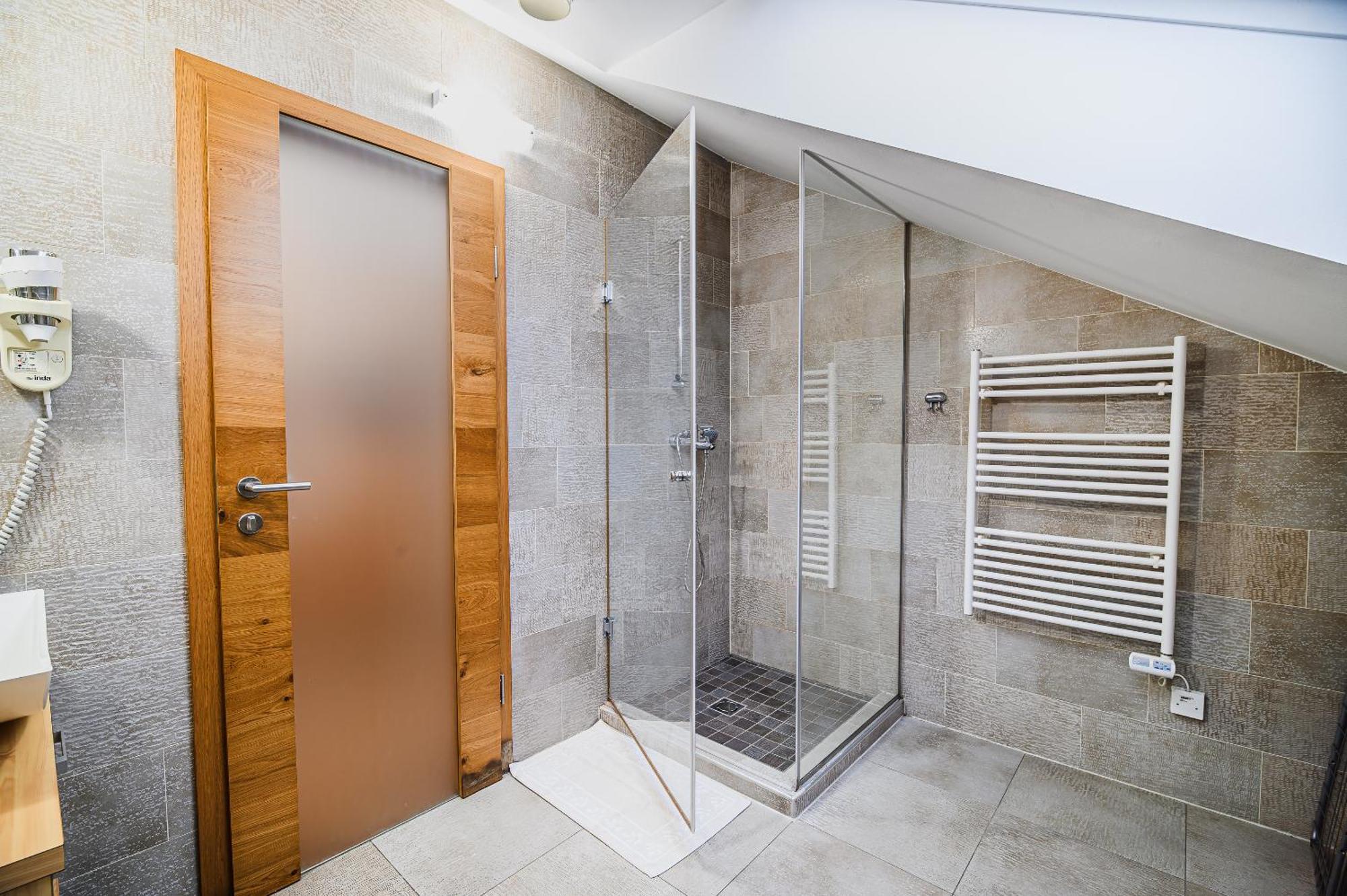 Apartments Maleric With Indoor Pool And Wellness Dragatus Bilik gambar