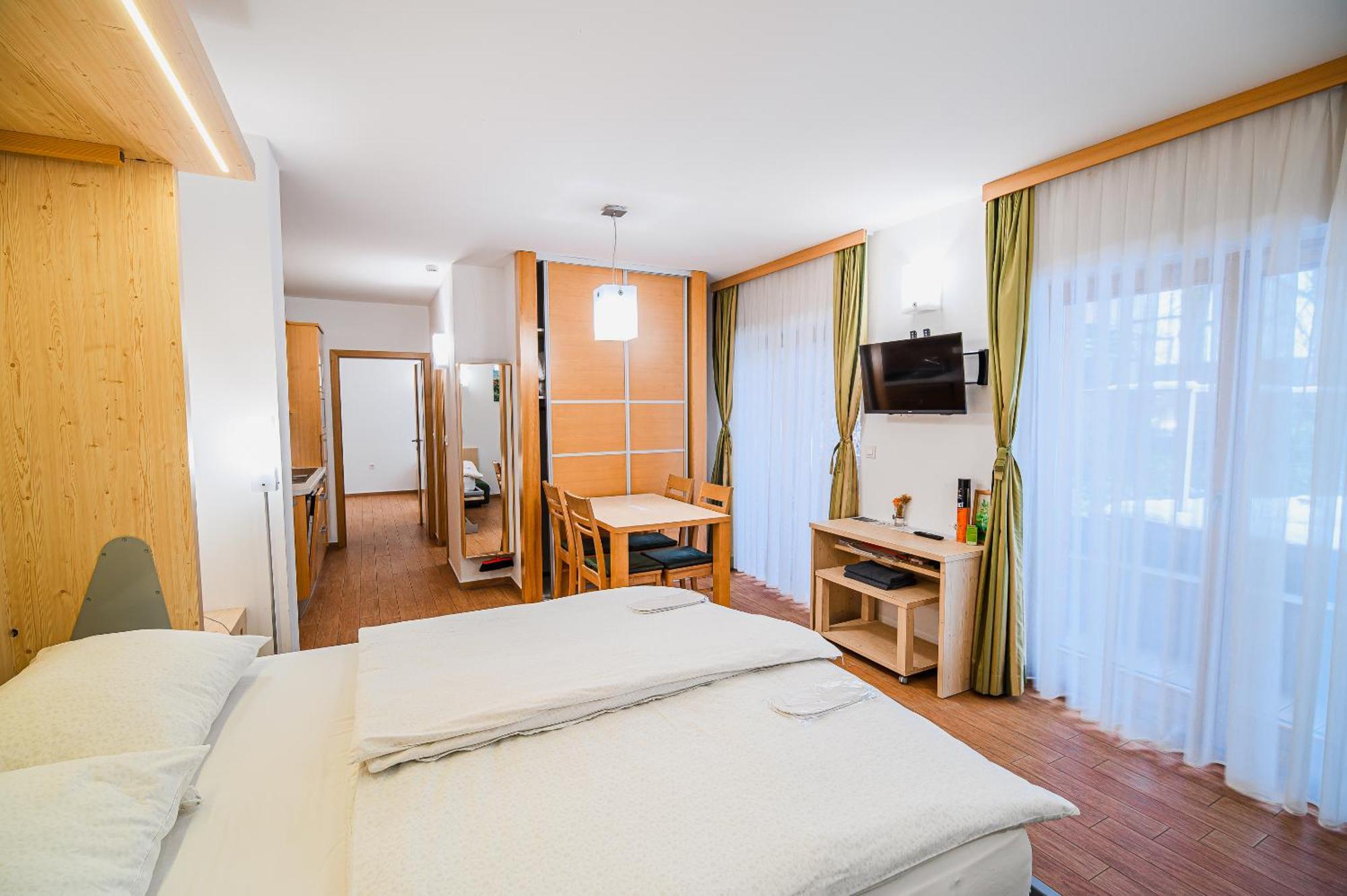 Apartments Maleric With Indoor Pool And Wellness Dragatus Bilik gambar